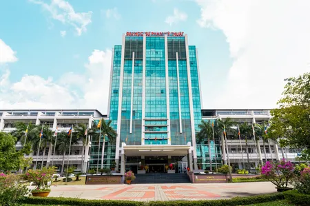 DH Su pham Ky thuat HCM