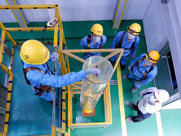 e251c7fc841ea17e3e7bb1e6181ad38273fe6e83