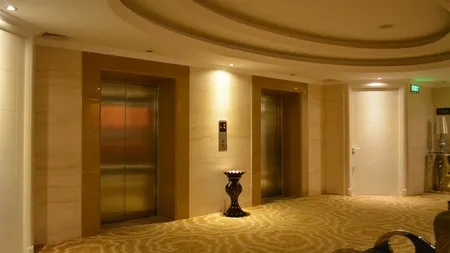 Brilliant hotel (Medium)